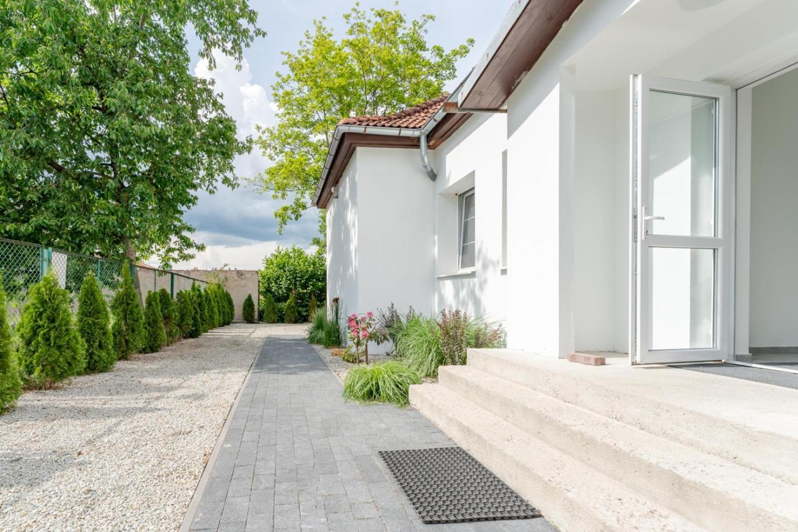 Apartamenty Ok'S - Blisko Centrum W Pelni Wyposazone - By Spaceapart Jelenia Góra Екстериор снимка